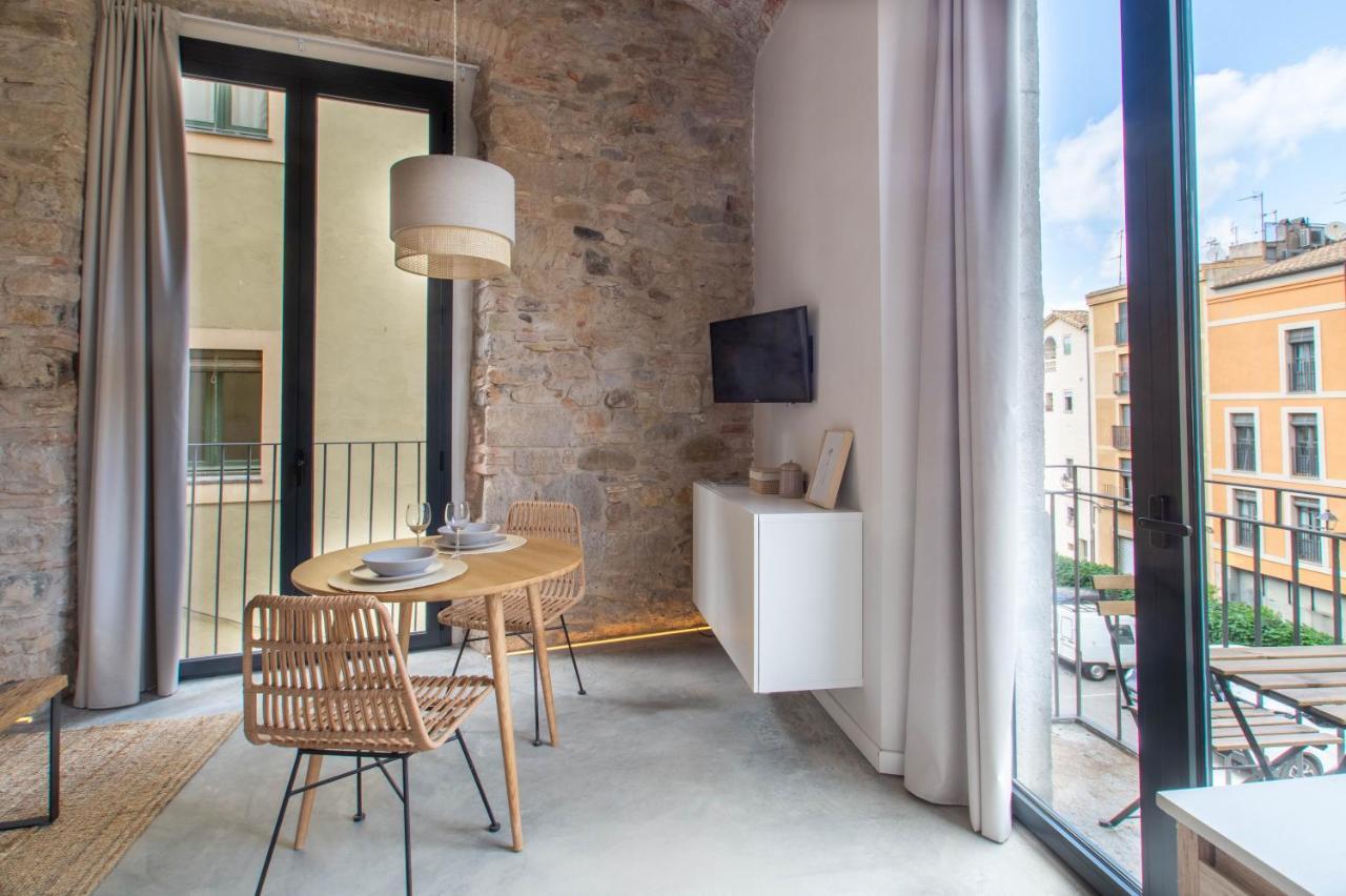 Caelus Boutique Studio Apartment Girona Luaran gambar